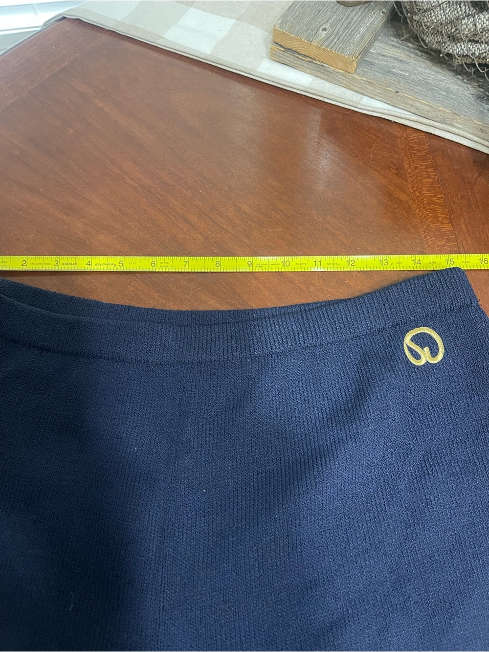 St. John Basics Santana Knit flat front Pants - Picture 9 of 10